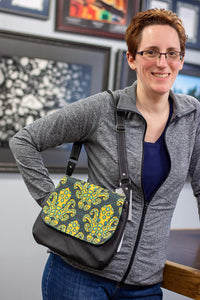 Mini Messenger Purse - gently used